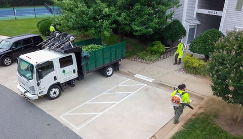 vehicle-crew-blower